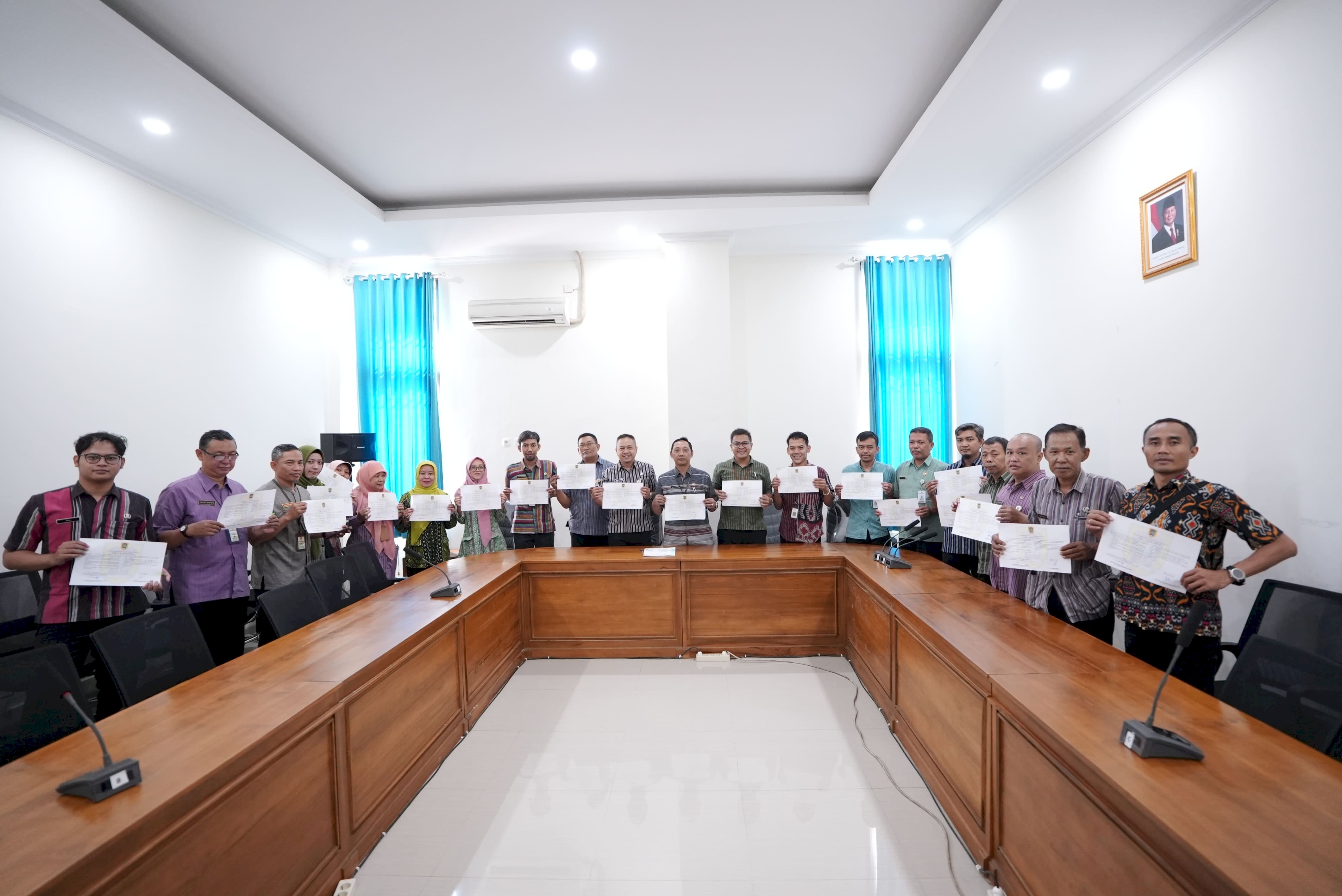 Diskominfo Kabupaten Klaten Tandatangani Pakta Integritas Tahun 2025 Sebagai Komitmen Wujudkan Pemerintahan yang Bersih
